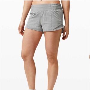 lululemon hotty hot high rise shorts 2.5”